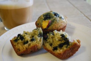 healthy blueberry muffins