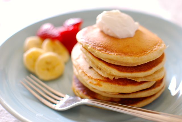 Fluffy Greek Yogurt Pancakes - Eating Made Easy