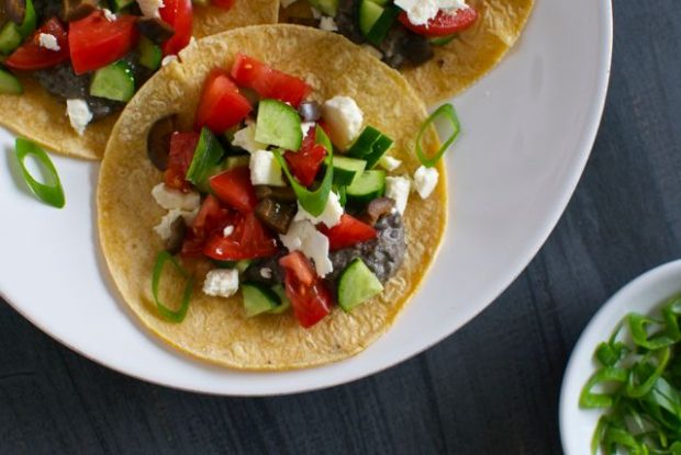 hummus tacos