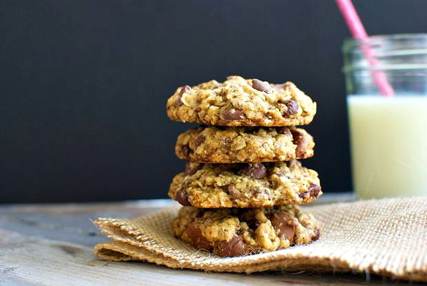 vegan chocolate chip cookies